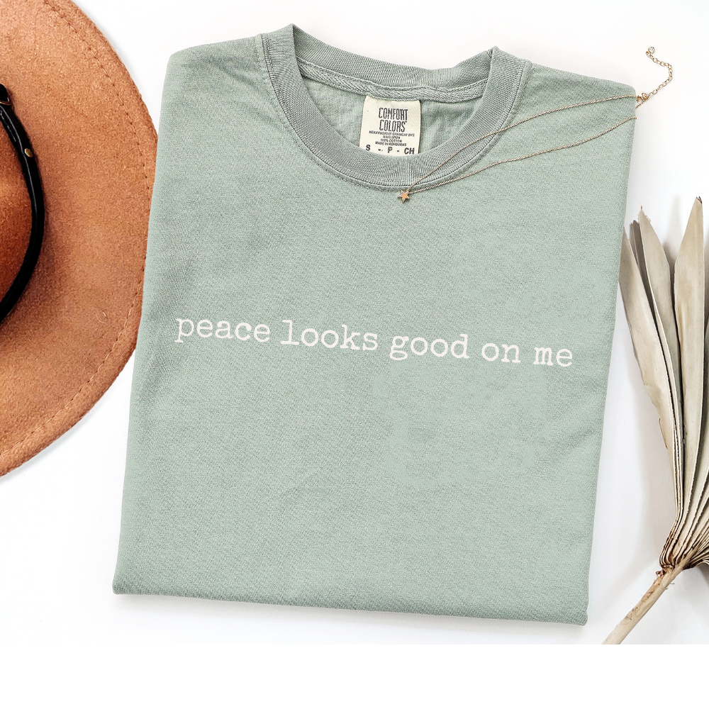 peace looks good on me comfort colors bay healing after divorce shirt for women whose nervous system finally regulated